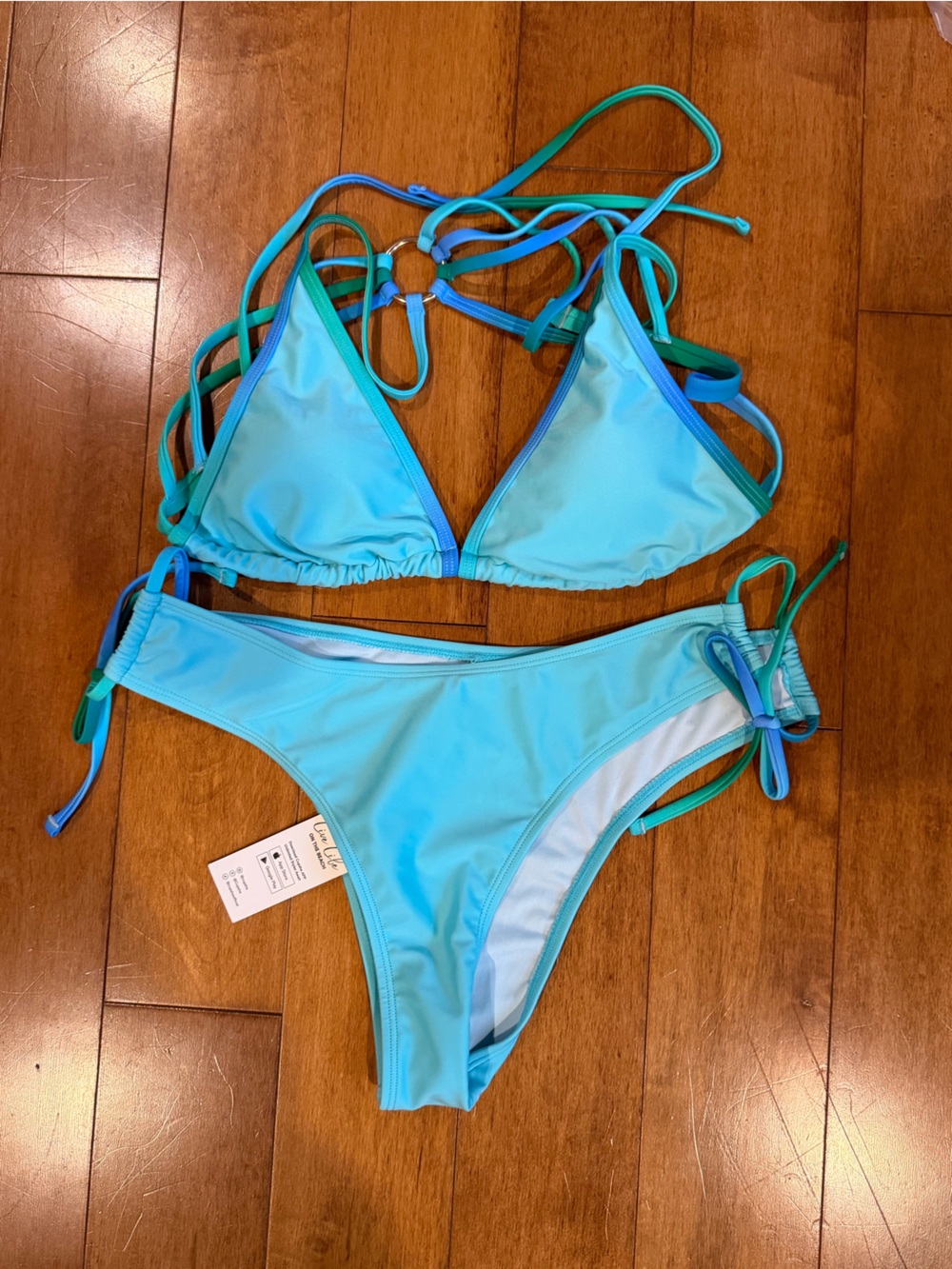CUPSHE Women's Light Blue Bikini Strappy Back Top & Bottom Set Top L Bottoms XL